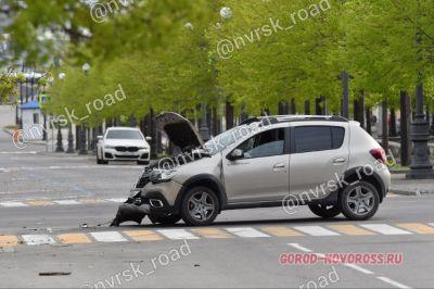 «День жестянщика» в Новороссийске. Фотоподборка ДТП за сегодня