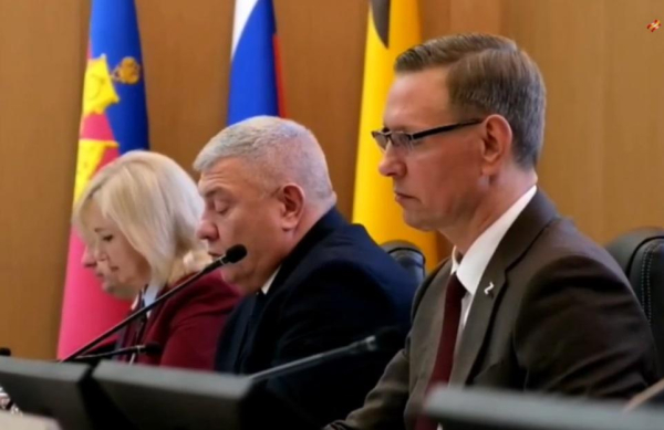 Глава Новороссийска устроил «разнос» подчиненным из-за затянутых сроков Глава Новороссийска устроил «разнос» подчиненным из-за затянутых сроков