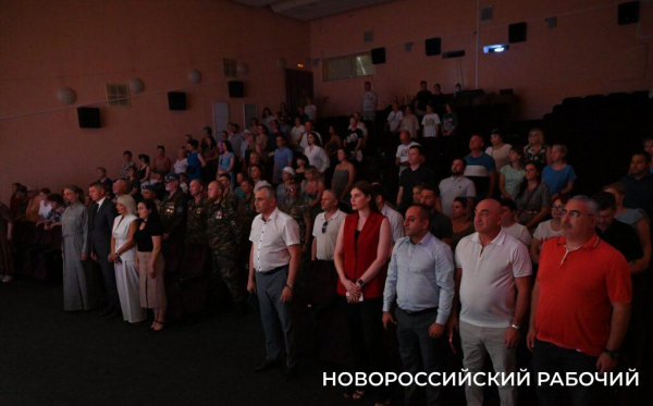 Сергей Сазонов — депутат из Новороссийска, который выиграл праймериз и готов передать «незавершенку» преемнику