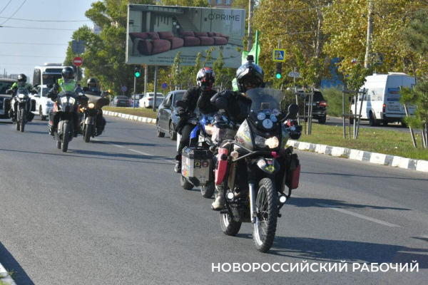 Из Новороссийска стартовала патриотическая мотоэкспедиция