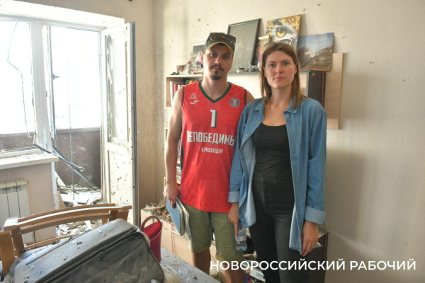 «Юбилей свадьбы мы так и не отметили…» В Новороссийске идет ликвидация последствий атаки ВСУ