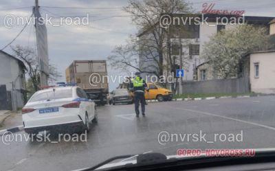 «День жестянщика» в Новороссийске. Фотоподборка ДТП за сегодня