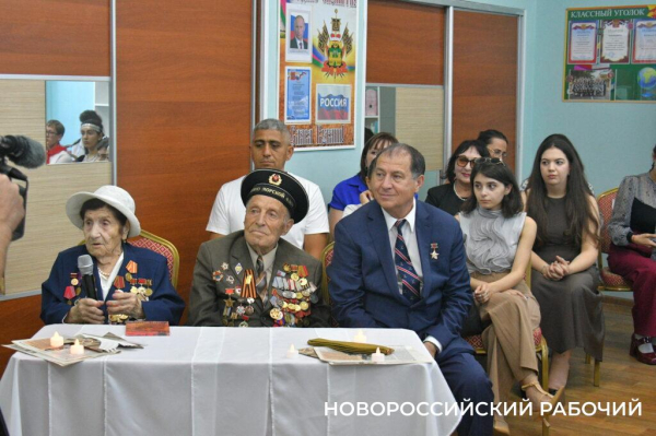 На 103-м году жизни вспомнить 43-й… Ветеран-легенда в гостях у города-героя Новороссийска