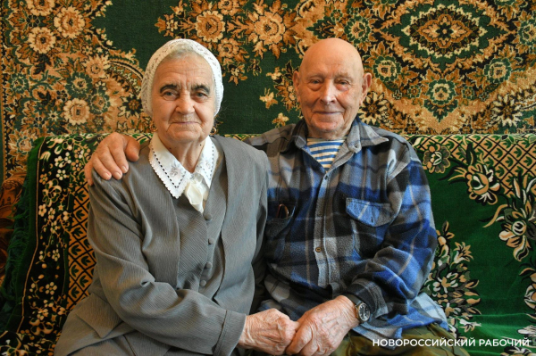 Встретимся на платиновой свадьбе! 1 октября Новороссийск отмечает День пожилого человека