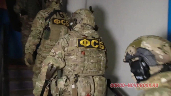 Пенсионер осужден на 13 лет колонии за госизмену: передачу данных о спутниках в Новороссийске и Геленджике Пенсионер осужден на 13 лет колонии за госизмену: передачу данных о спутниках в Новороссийске и Геленджике
