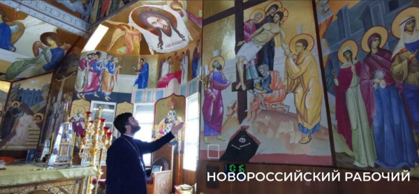 Холщовые фрески украсят стены храма в Новороссийске