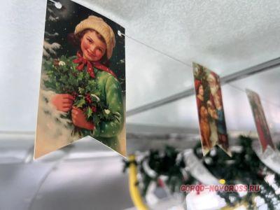 ПреКрасно! В Новороссийске новогодний троллейбус водитель украсила в стиле СССР ПреКрасно! В Новороссийске новогодний троллейбус водитель украсила в стиле СССР