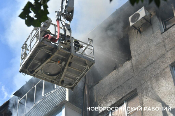 В Новороссийске жильцы не желают возвращаться в квартиры, которые власти отремонтировали после взрыва газа В Новороссийске жильцы не желают возвращаться в квартиры, которые власти отремонтировали после взрыва газа