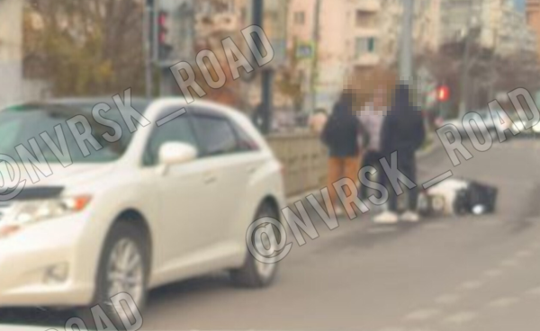 Мостик невезения калечит машины в Новороссийске Мостик невезения калечит машины в Новороссийске
