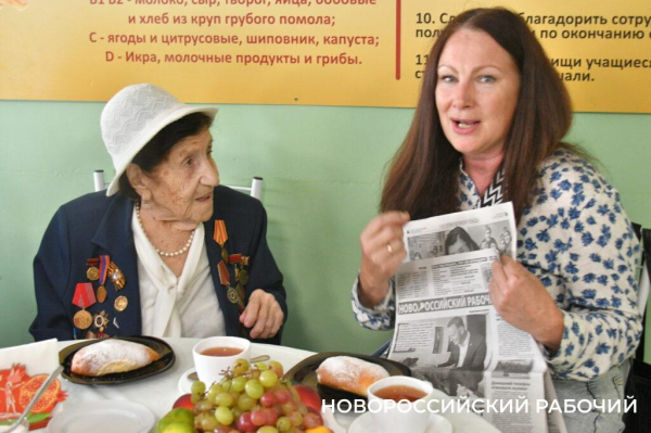 На 103-м году жизни вспомнить 43-й… Ветеран-легенда в гостях у города-героя Новороссийска