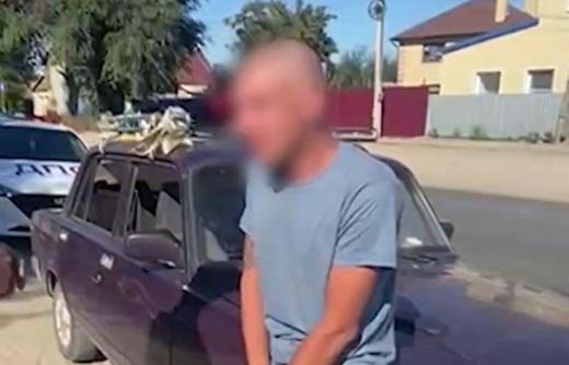 Пьяный новороссиец катался с подружкой на чужом авто