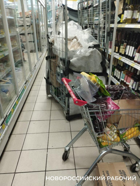 «Трудности с персоналом…» В «Магните» Новороссийска убрались после жалоб читателей «Новороссийского рабочего»