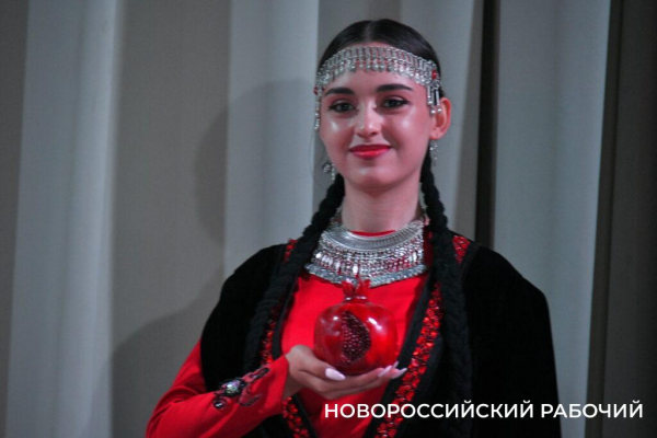 В Новороссийске прошел конкурс «ЭтноКрасавица 2025»