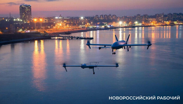 В Новороссийске объявили атаку беспилотников В Новороссийске объявили атаку беспилотников