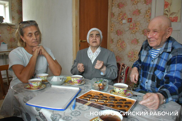 Встретимся на платиновой свадьбе! 1 октября Новороссийск отмечает День пожилого человека
